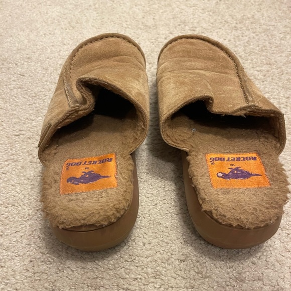 Woman’s Rocket Dog Size 10 tan Clog/Slides - Picture 6 of 6